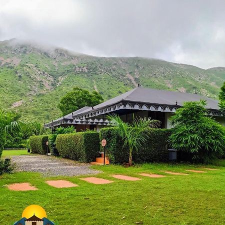 Foothill Pushkar Resort Esterno foto